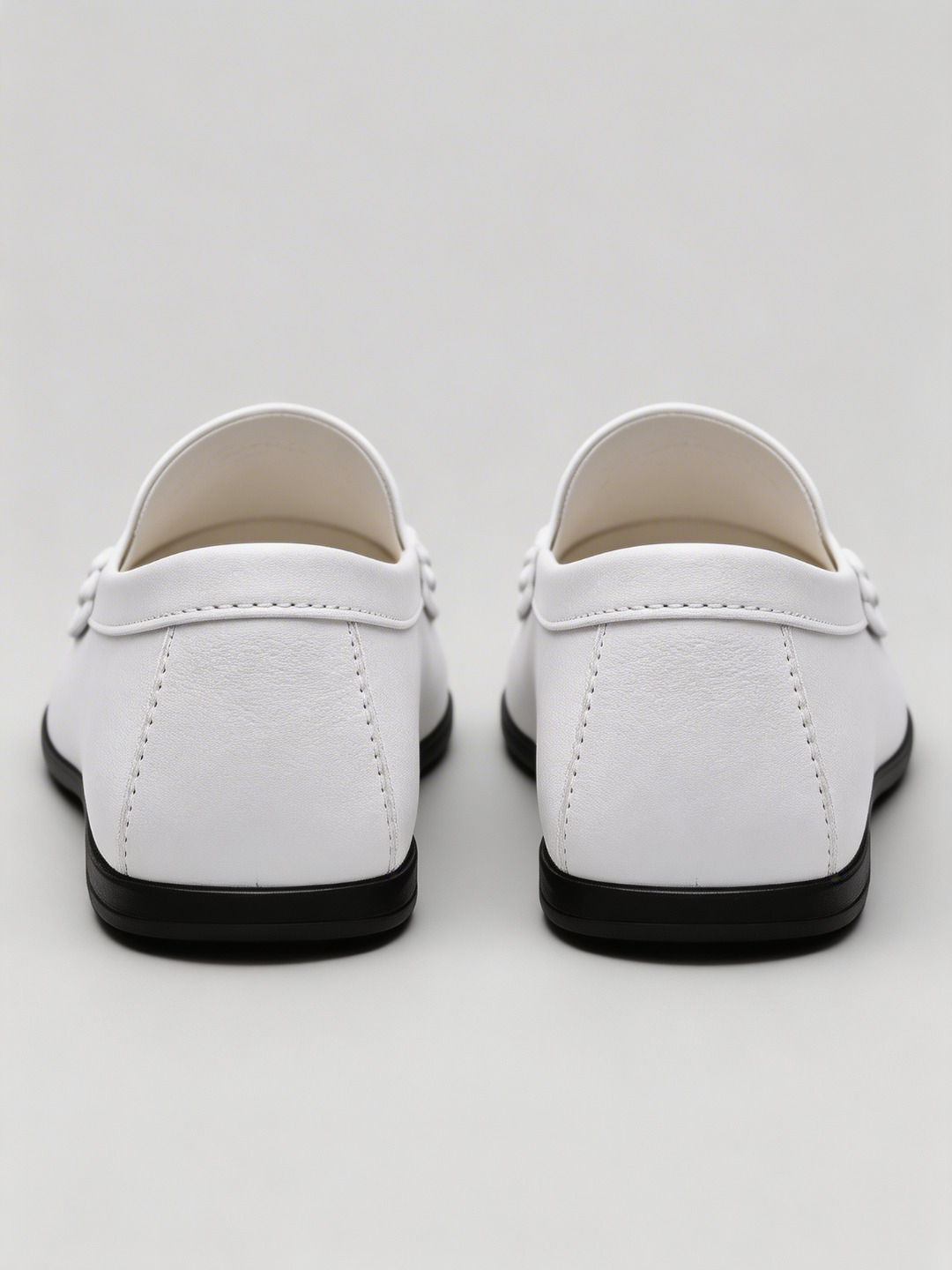 Mocasin cortés